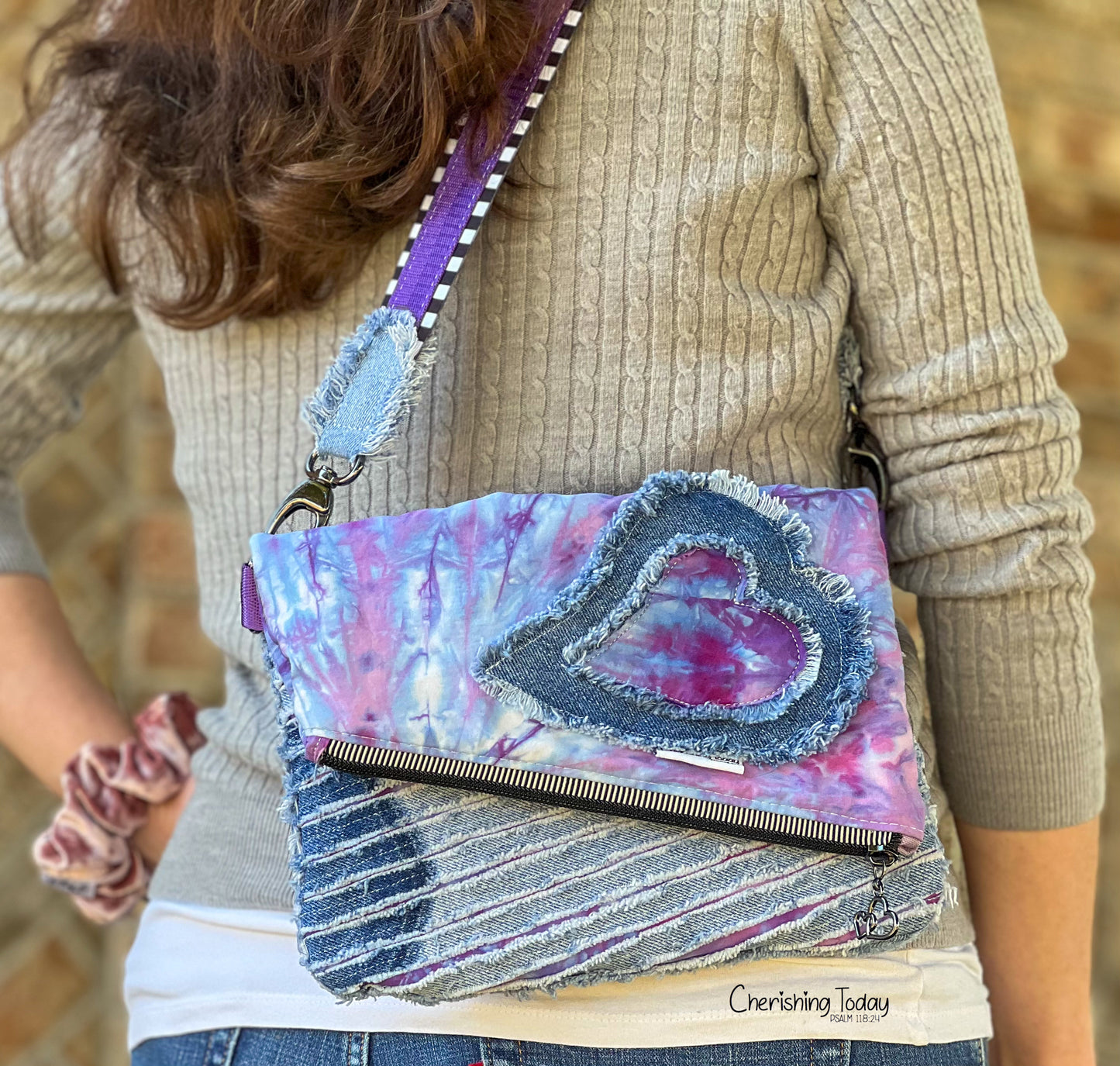 Songbird Crossbody PDF sewing pattern (includes SVGs & Projector)