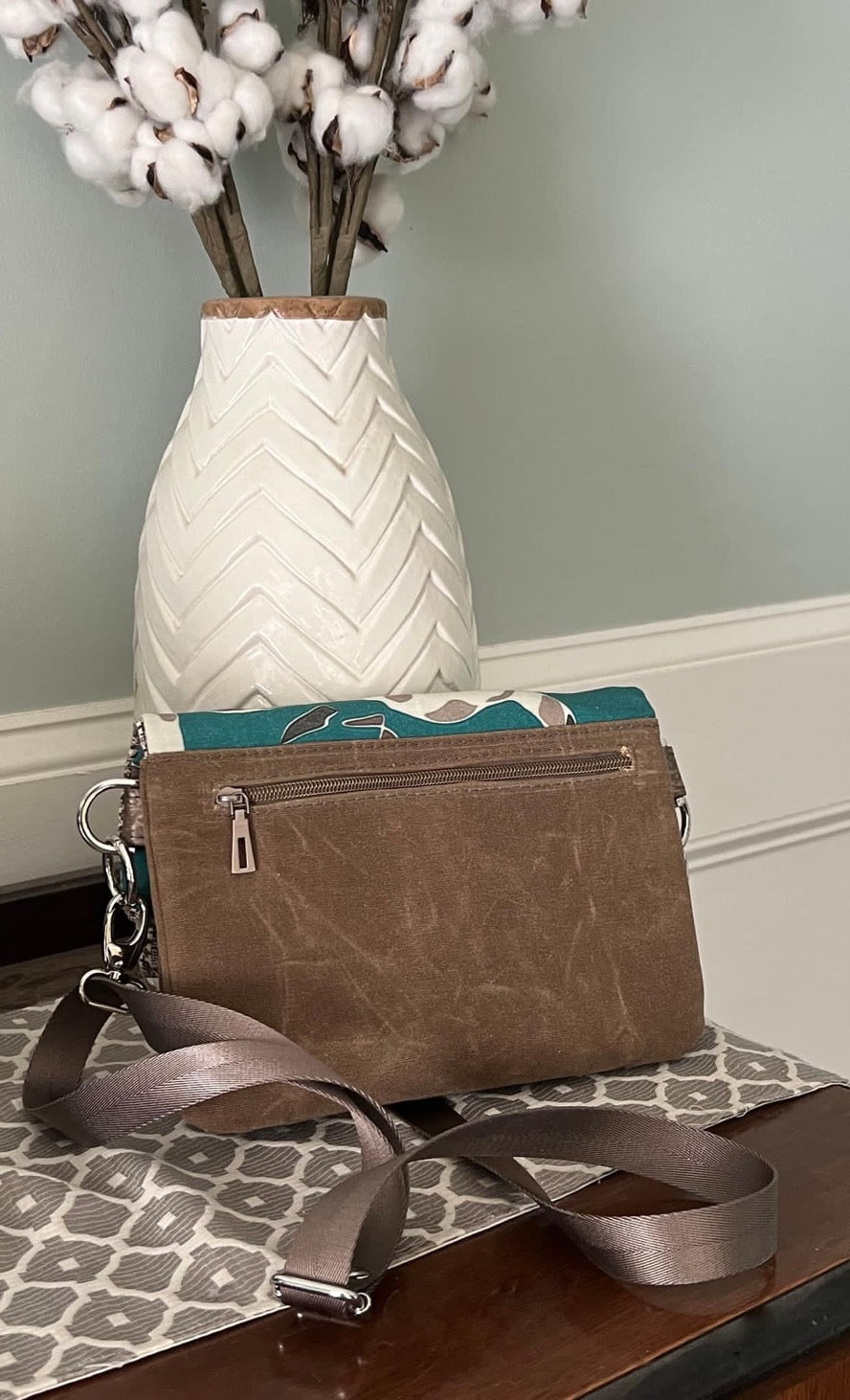 Songbird Crossbody PDF sewing pattern (includes SVGs & Projector)