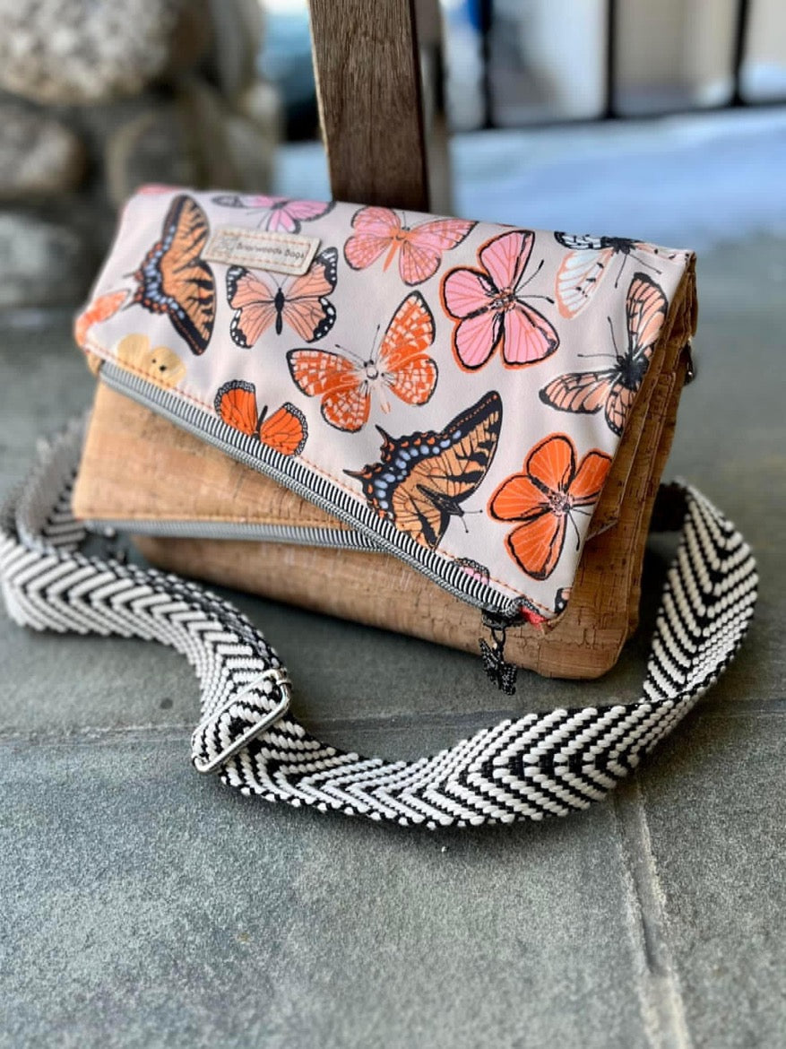 Songbird Crossbody PDF sewing pattern (includes SVGs & Projector)