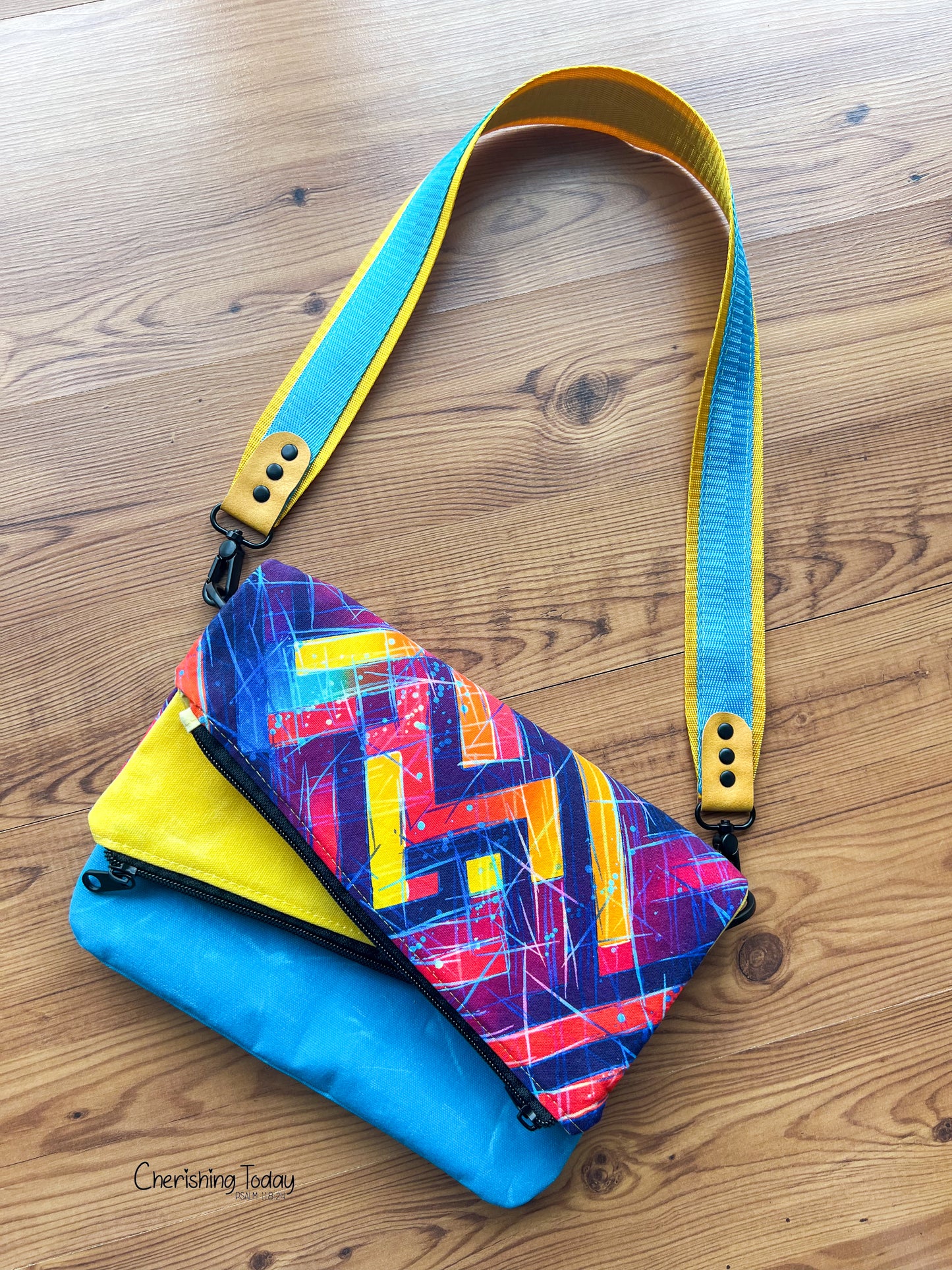 Songbird Crossbody PDF sewing pattern (includes SVGs & Projector)