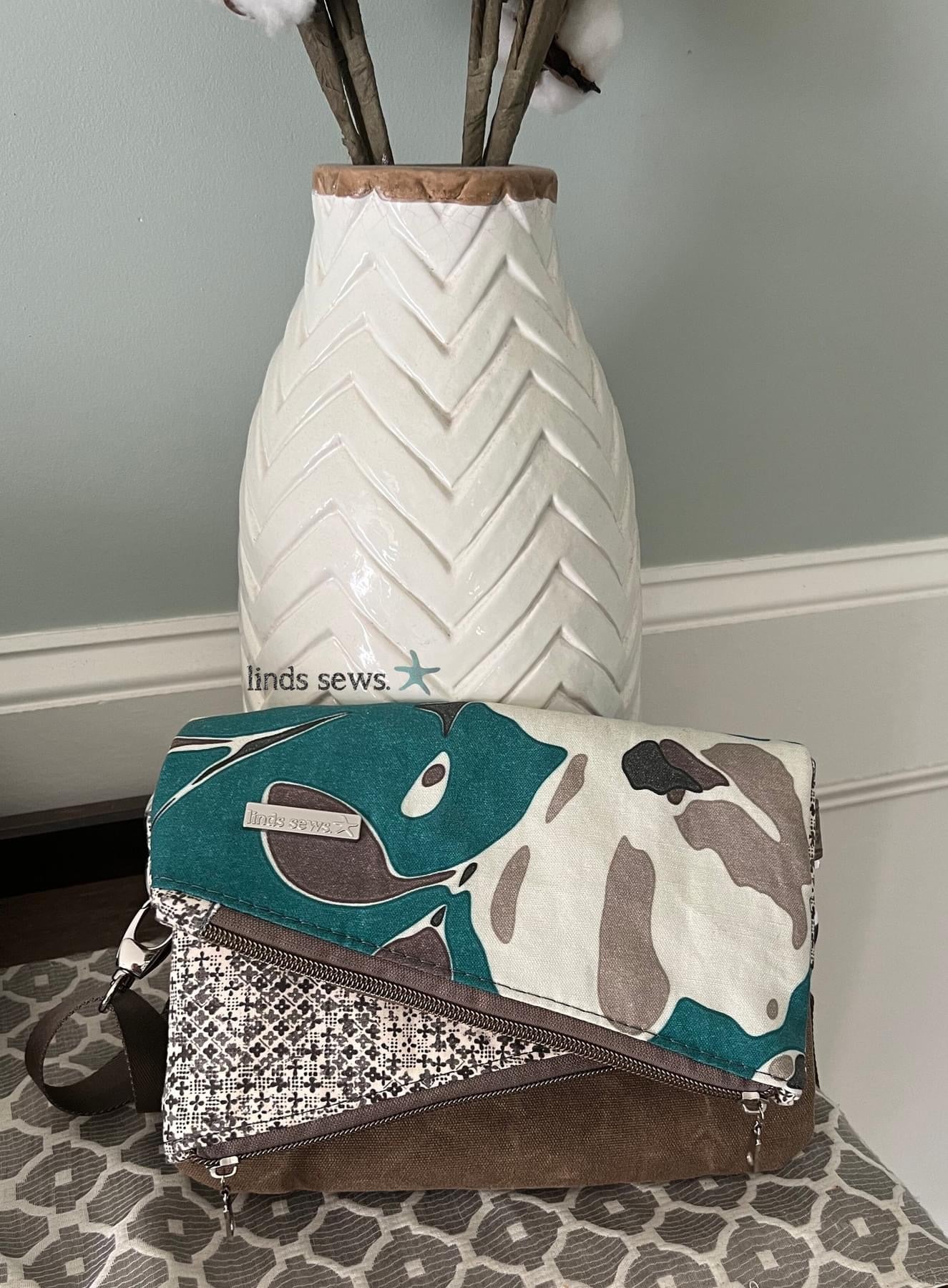 Songbird Crossbody PDF sewing pattern (includes SVGs & Projector)