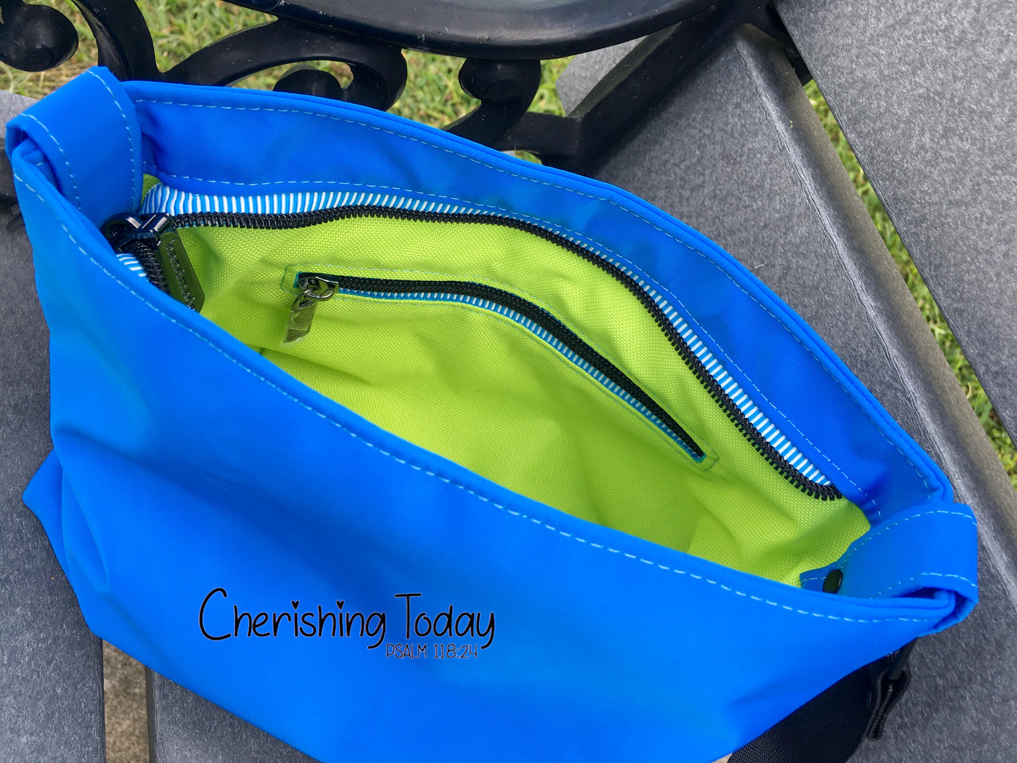 Blossom Shoulder/Crossbody PDF sewing pattern (includes SVGs)