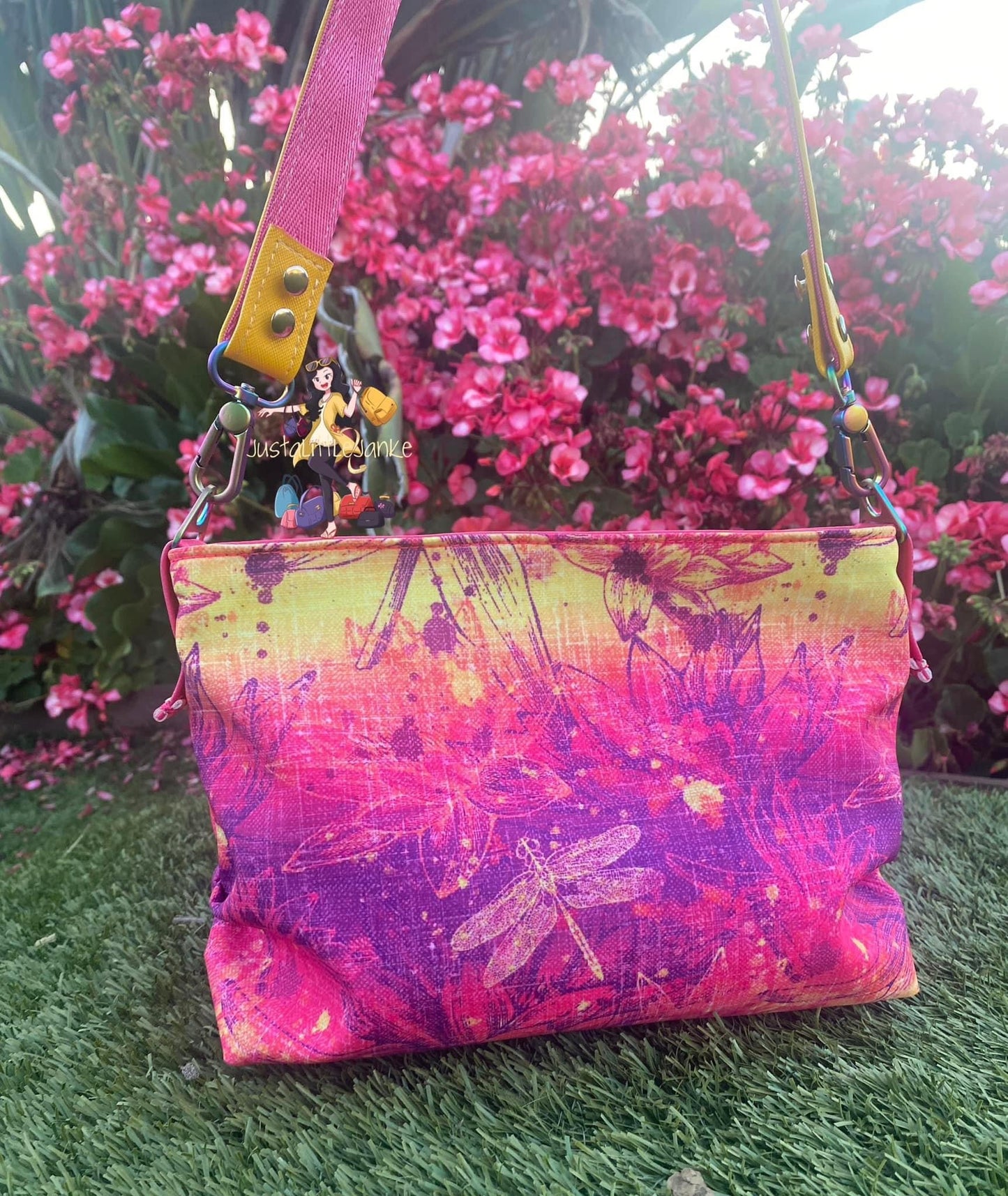 Blossom Shoulder/Crossbody PDF sewing pattern (includes SVGs)