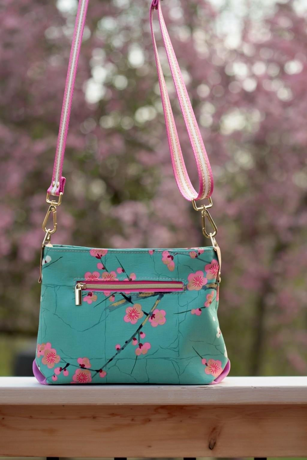Blossom Shoulder/Crossbody PDF sewing pattern (includes SVGs)