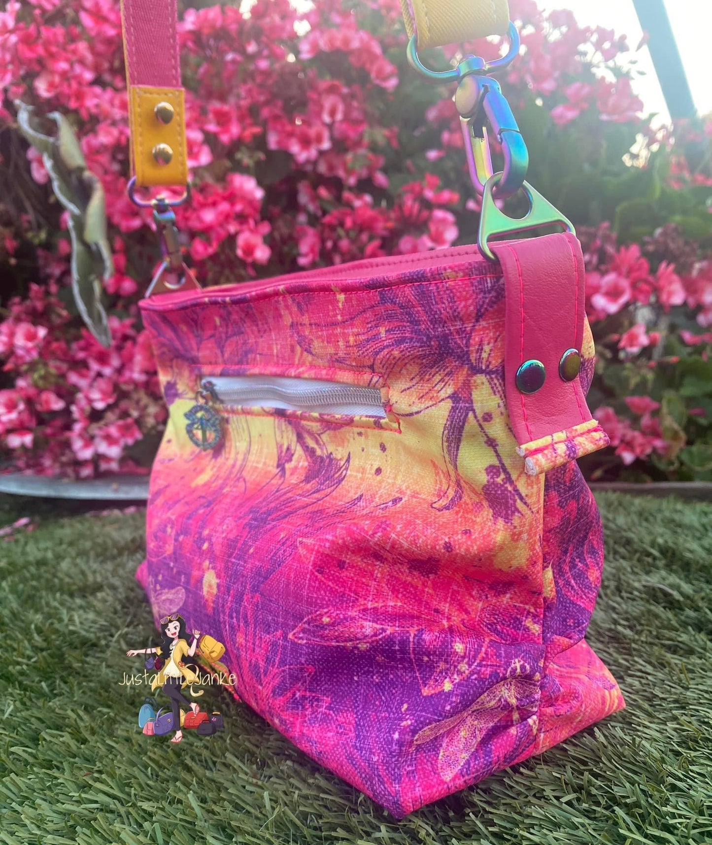 Blossom Shoulder/Crossbody PDF sewing pattern (includes SVGs)