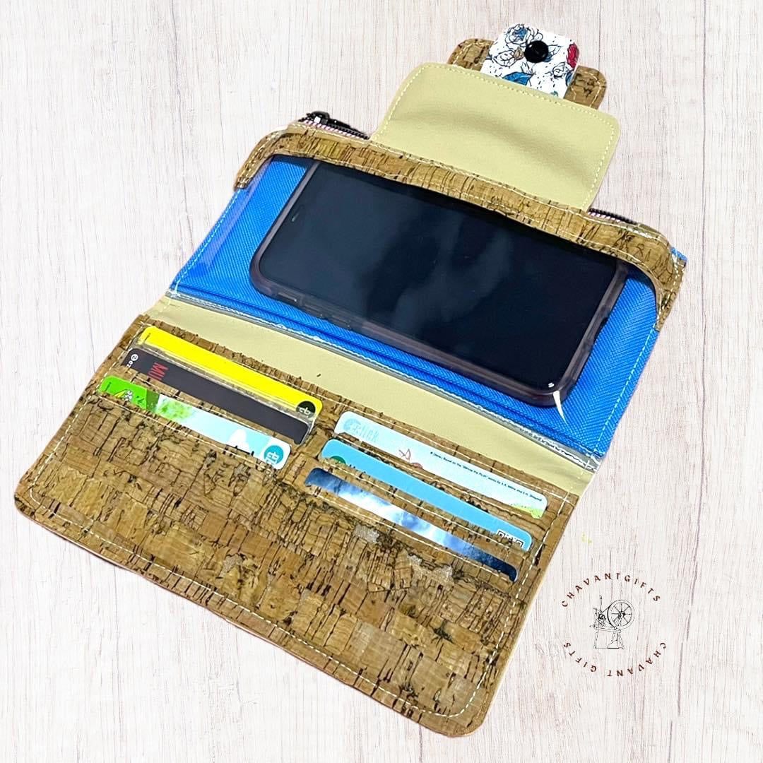 Faith Clutch PDF sewing pattern (includes SVGs)