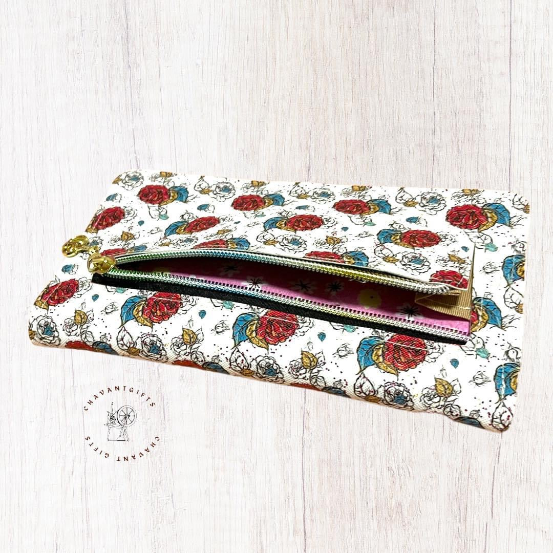 Faith Clutch PDF sewing pattern (includes SVGs)