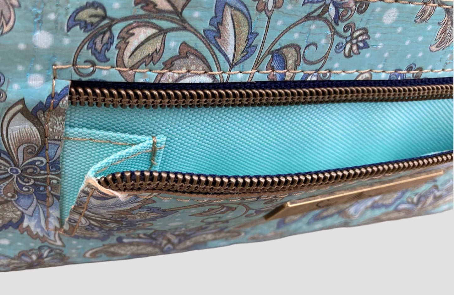 Faith Clutch PDF sewing pattern (includes SVGs)