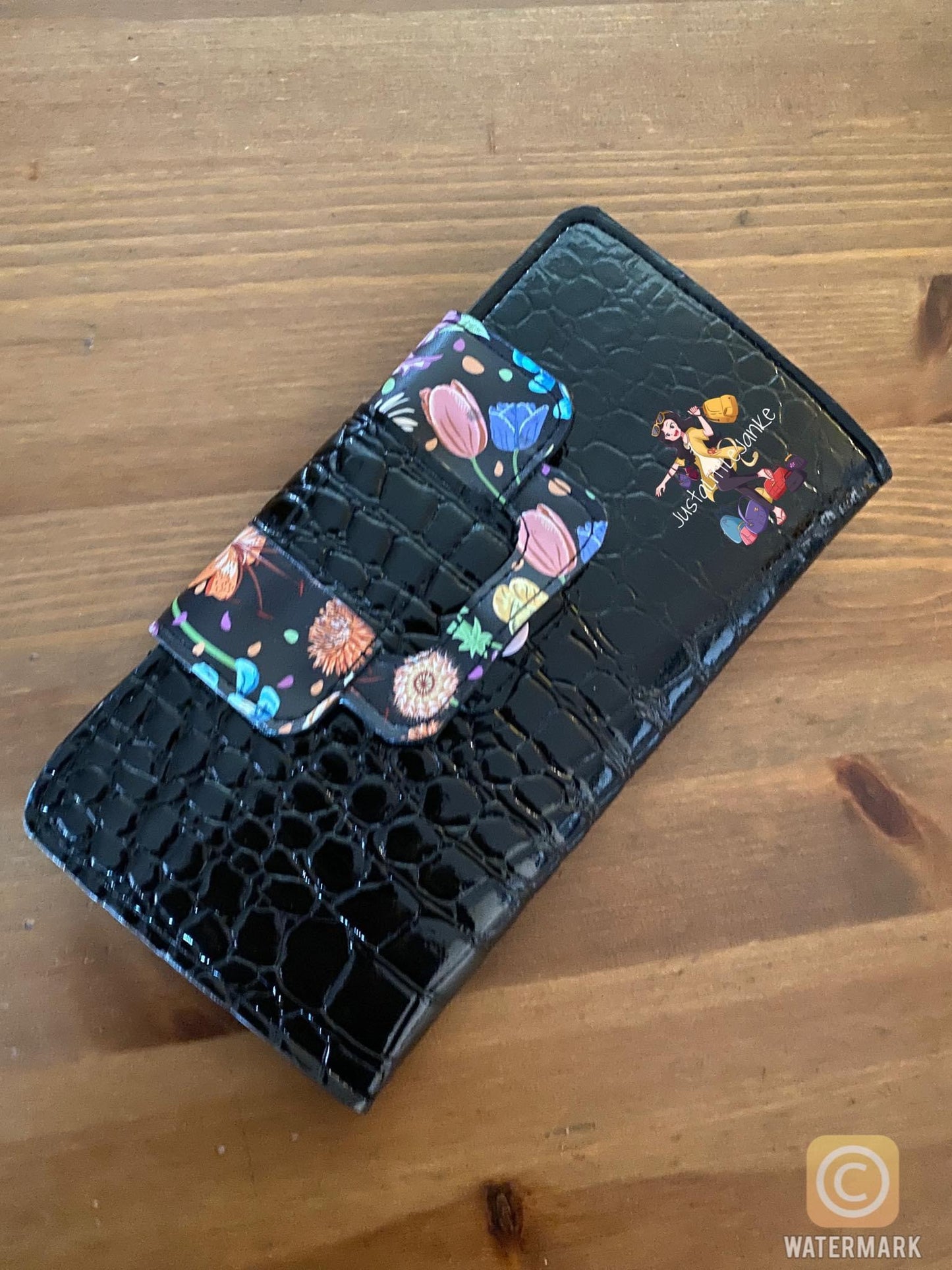 Faith Clutch PDF sewing pattern (includes SVGs)