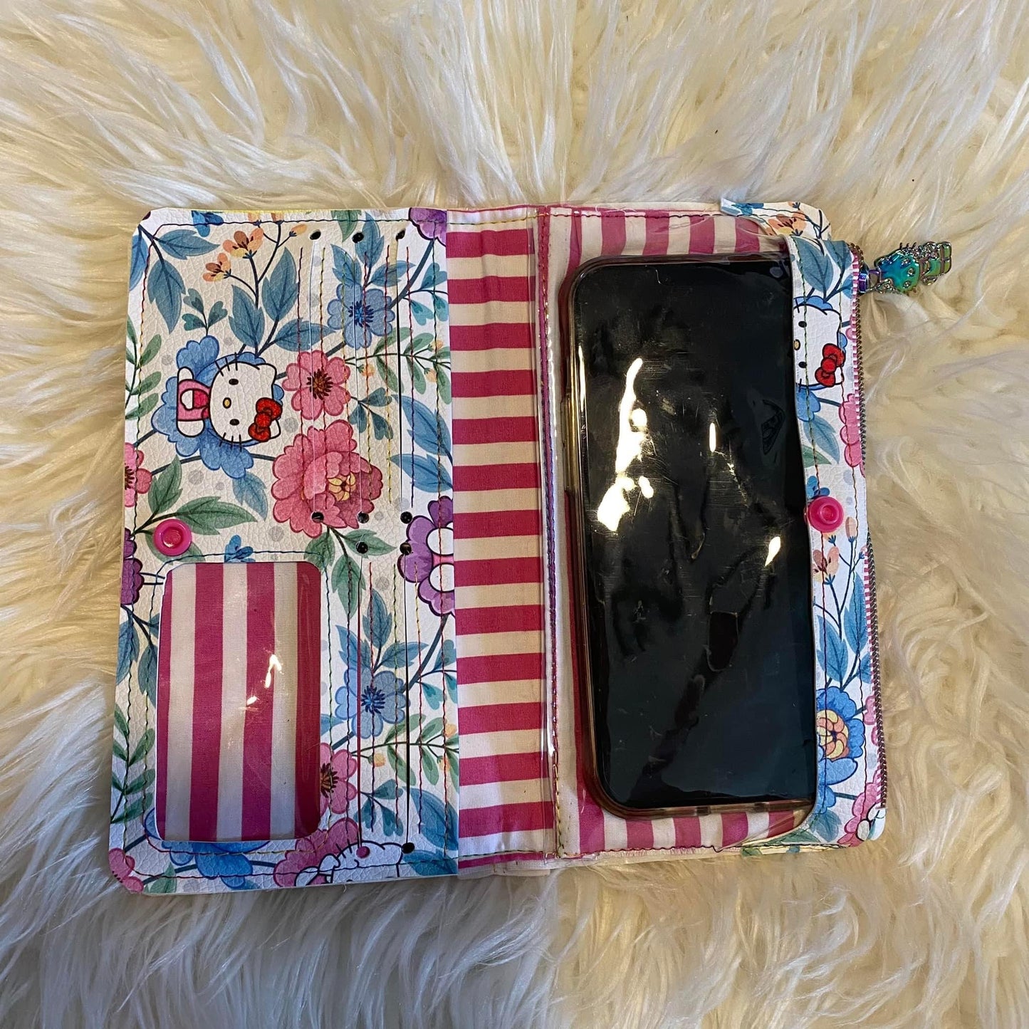 Faith Clutch PDF sewing pattern (includes SVGs)